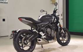 TRIUMPH TRIDENT 660 2021