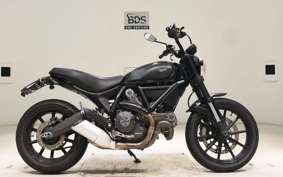 DUCATI SCRAMBLER ICON 2015