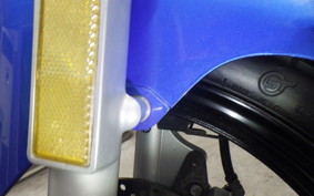 SUZUKI YBR125
