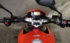 APRILIA STX Cafe125 ..