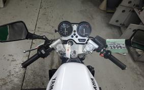 YAMAHA R1-Z 2006 3XC