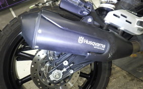 HUSQVARNA SVARTPILEN 250 1998