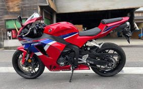 HONDA CBR600RR ABS 2024 PC40