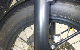 TRIUMPH BONNEVILLE T100 2012