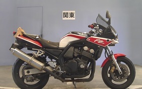 YAMAHA FZ400 4YR