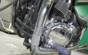 TRIUMPH BONNEVILLE AMERICA 2002