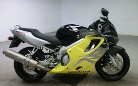 HONDA CBR600F 2000 PC35
