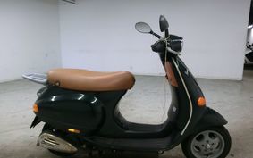 VESPA ET4 50 C261