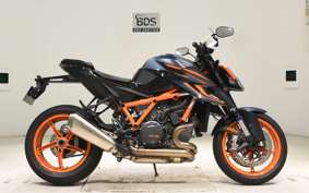 KTM 1290 SUPER DUKE R 2023