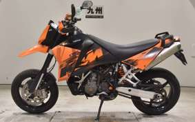 KTM 990 SUPERMOTO 2015