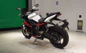 TRIUMPH STREET TRIPLE R 2015