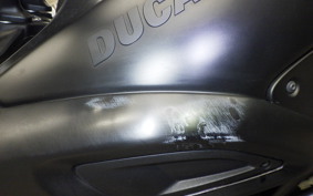 DUCATI DIAVEL DARK 2014