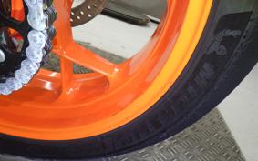 KTM 890 DUKE R 2022
