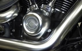 HARLEY FLBS 1870 2019