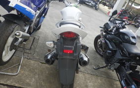 SUZUKI GSR250 2000