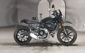 DUCATI SCRAMBLER ICON DARK 2022 ..