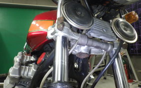 HONDA CB750F B 1982 RC04