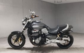 HONDA X4 1999 SC38