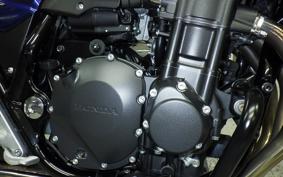 HONDA CB1300SB SUPER BOLDOR SP 2023 SC54