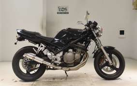 SUZUKI BANDIT 250 2025 GJ74A