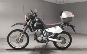 SUZUKI DJEBEL250XC SJ45A