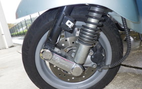 VESPA LX125