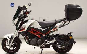 BENELLI TNT125