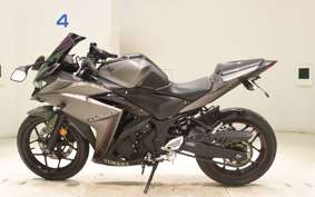 YAMAHA YZF-R25 RG10J