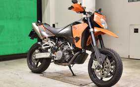 KTM 990 SUPERMOTO 2015
