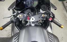 YAMAHA YZF-R6 2018