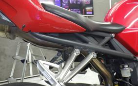 TRIUMPH DAYTONA 675 2009