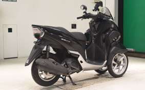 YAMAHA TRICITY 125 SE82J