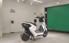 HONDA EM1 e: EF16