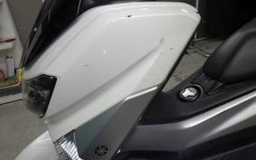 YAMAHA N-MAX 2022 SE86J