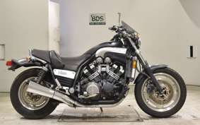 YAMAHA VMAX 2004