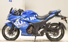 SUZUKI GIXXER 250 SF 2025