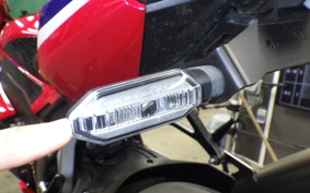 HONDA CBR1000RR R 2026 SC82