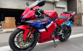 HONDA CBR600RR ABS 2024 PC40