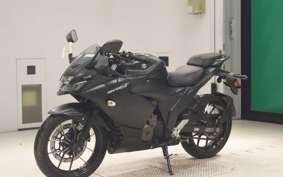 SUZUKI GIXXER 250 SF