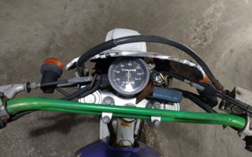 SUZUKI DR250R SJ45A