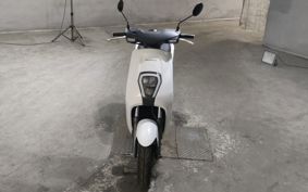 HONDA EM1 e: EF16