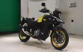 SUZUKI DL650 ( V-Strom 650 ) XTA 2018 C733A