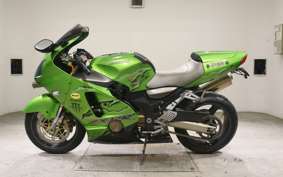 KAWASAKI ZX 1200 NINJA R 2004 ZXT20A