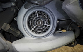YAMAHA AXIS 125 Z 1999 SED7J