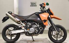 KTM 990 SUPERMOTO 2015