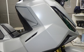HONDA X-ADV 750 2025 RH21