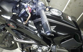 HONDA CB1300SB SUPER BOLDOR A 2010 SC54