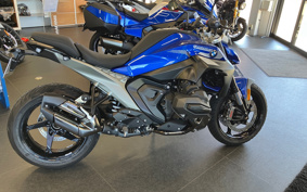 BMW R1300R TOURING 2026 0M51