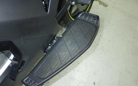 HONDA NM4 VULTUS -02 2019 RC82