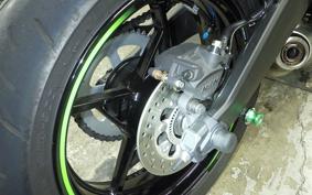 KAWASAKI ZX-25R 1982 ZX250E